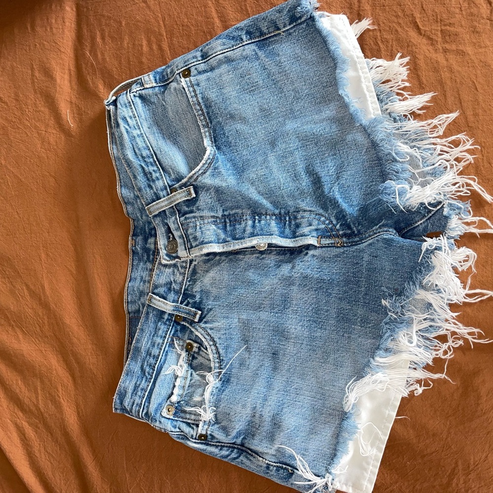 Levi Jean Shorts